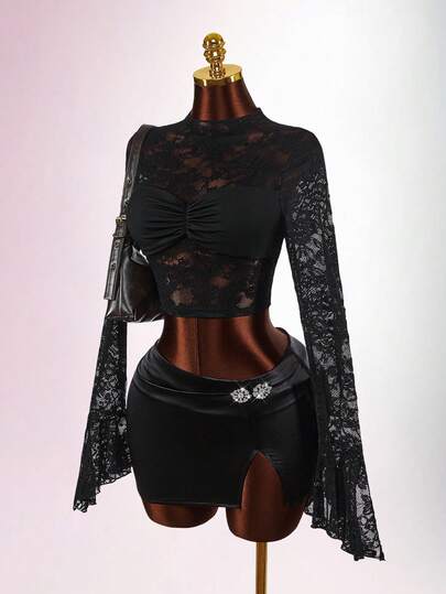 Amplova Women's Lace Long Sleeve Top With Metal Buckle Bust Cup, Sexy & Avant-Garde, Suitable For Party, Banquet, Christmas Eve