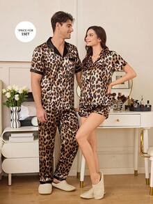 CoupledUp Bộ đồ ngủ cardigan và quần pajama nam bằng chất liệu giả lụa in họa tiết da báo toàn thân. - Màu nâu  Mocha - Xem 7