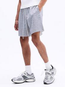 SUMWON Pantalones cortos con cordón para hombre, con bolsillos laterales y bordado de texto de verano para uso casual y relajado - Gris - Ver 1