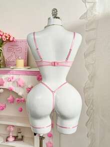 PetitDoll Bộ đồ lót gợi cảm 4 món: Áo hai dây ren phối lưới họa tiết hoa ngọt ngào và ngây thơ + Quần lọt khe + 2 dây nịt cho nữ - Hồng - Xem 8