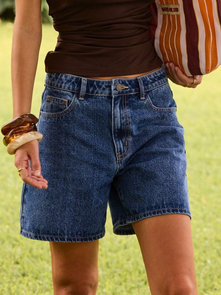 Aralina 女士夏季牛仔休闲妈妈短裤，沙滩装，Y2K斯德哥尔摩风格街头服饰 - 中等水洗藍 - 查看 1