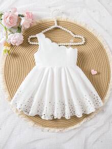 SHEIN Baby Girl Elegant & Cute White Hollow Floral Pattern Asymmetric-Shoulder Slip Dress - White - View 2