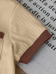 Genkimix Kids 2pcs/Set Young Boys Textured Fabric Contrast Color Cardigan Shirt & Shorts Set - Khaki - View 7