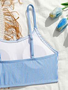 少女比基尼套装，清新风格，泡泡面料蓝白条纹上衣和泳裤，露脐吊带上衣+泳裤，两件套，时尚休闲优雅，适合游泳、夏季度假、海滩、泳池、假日派对等场合。 - 藍白色 - 查看 6