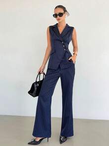 Siren Gaze Bộ đồ nữ màu xanh hải quân kẻ sọc, cổ chữ V, ve áo bất đối xứng, thiết kế một túi, gồm áo khoác và quần có túi, trang phục công sở thanh lịch, bộ đồ mùa hè màu xanh hải quân dành cho nữ, bộ vest nữ, bộ đồ thường ngày cho nữ, bộ đồ không tay. - Màu xanh hải quân - Xem 1