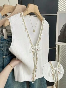 Franclia New Summer Beach Holiday Casual Vacation Bohemian Style Shell Beaded Trim V-Neck French Relaxed Vacation Sweet Element Relaxed Vacation Atmosphere Versatile Cardigan, High-End Design Sense, Elegant Ladies Cardigan - White - View 1