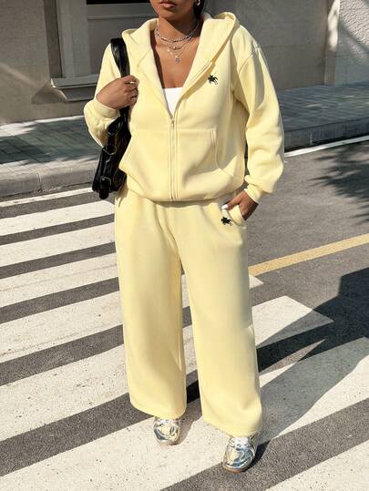 Muchica Plus Size Women Knight Print Long Sleeve Zip-Up Hoodie And Pants Casual 2 Pieces Set