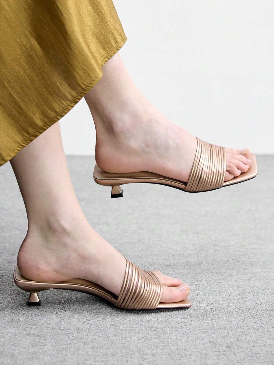CUCCOO BIZCHIC 春夏新款户外女式杏色方头露趾高跟凉鞋 女式细跟法式裙拖 - 香檳色 - 查看 1