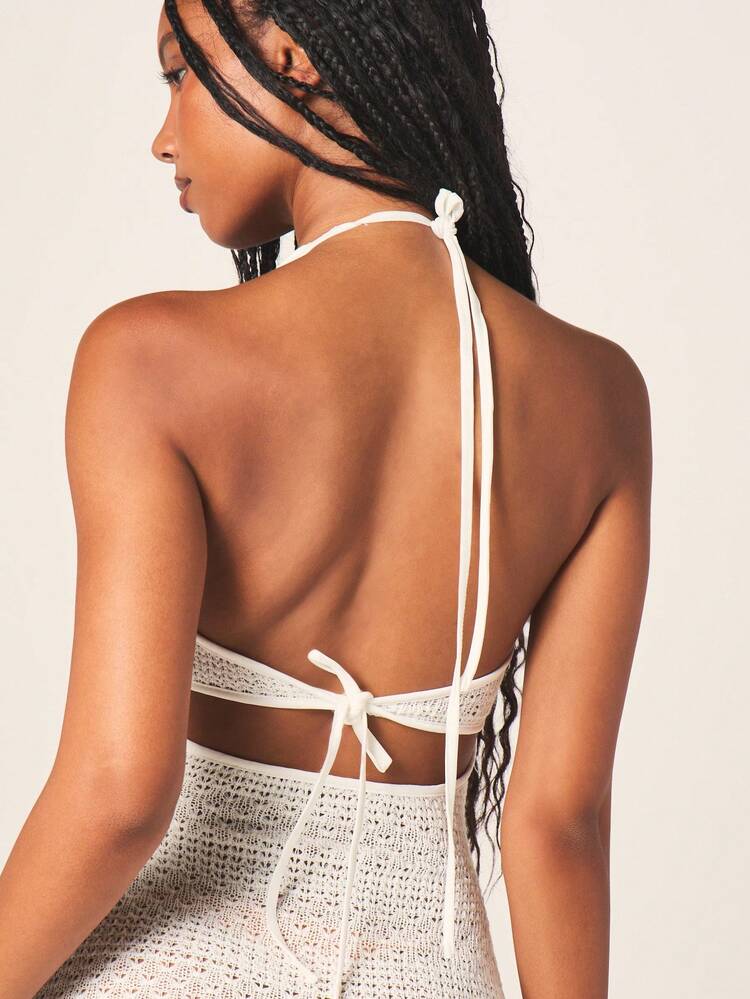 MISSGUIDED Halter Neck Crochet Mini Dress With V-Neck And Open Knit Texture For Beach Parties And Summer Occasions