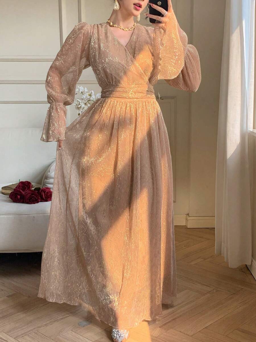 DAZY 女士优雅V领喇叭袖连衣裙 - 杏色 - 查看 1