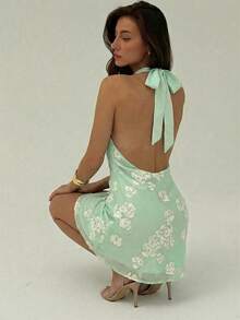 Aloruh Vestido corto de verano con escote halter, espalda descubierta y bordado floral elegante y sexy para mujer - Blanco - Ver 3