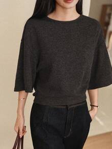 DAZY Women's Solid Color Round Neck Casual 3/4 Sleeve T-Shirt, Summer - Black - View 2