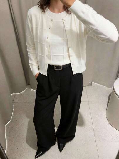 Ontre Cárdigan de mujer beige, cómodo, de hilo suave y amigable con la piel, con cuello redondo, abertura frontal, hombros descubiertos, manga larga, decoración de patrón cuadrado, acento moderno, casual urbano, de oficina, de bajo perfil, vintage, elegante, de alta calidad, sofisticado, para viajes urbanos, aeropuerto, de material de diseñador, minimalista, cómodo, serie urbana