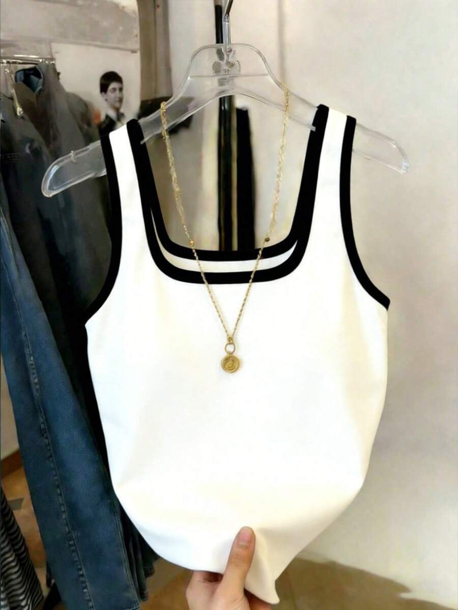 Resyla Women's Sleeveless Fitted Contrast Color Tank Top - Black and White - View 1