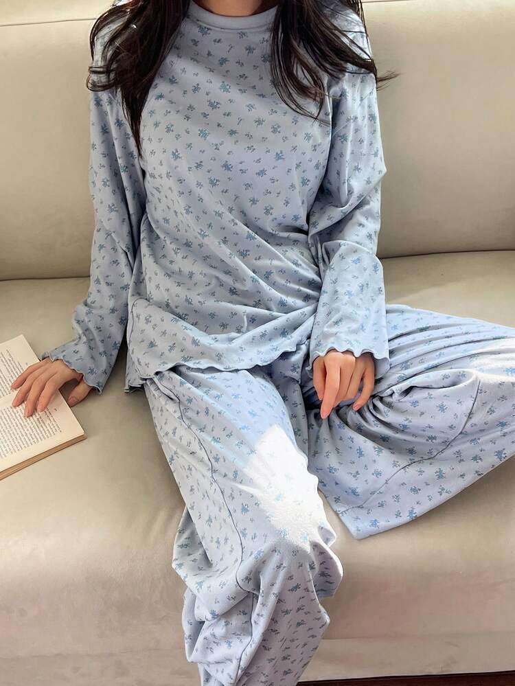 Ditsy Floral Loose & Comfortable Women Pajama Set