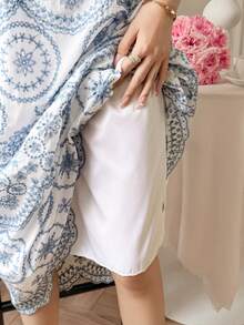 DAZY 女士优雅印花褶皱荷叶边中长连衣裙，夏季婚礼宾客礼服，女士吊带裙 - 藍色 - 查看 7