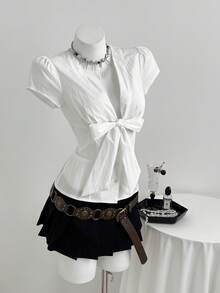 Elamini Blusa de manga corta con cuello en V profundo, mangas abullonadas y lazo en la cintura para mujeres - Blanco - Ver 5