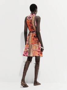 Lumivelle Vestido casual de primavera/verano para mujer, elegante, sexy y romántico, con estampado de paisley y geométrico en combinación de colores en tela de gasa, cuello en V profundo, pequeño cuello alto, cintura con lazo y cordón con flecos, espalda abierta, bajo súper acampanado. - Multicolor - Ver 2
