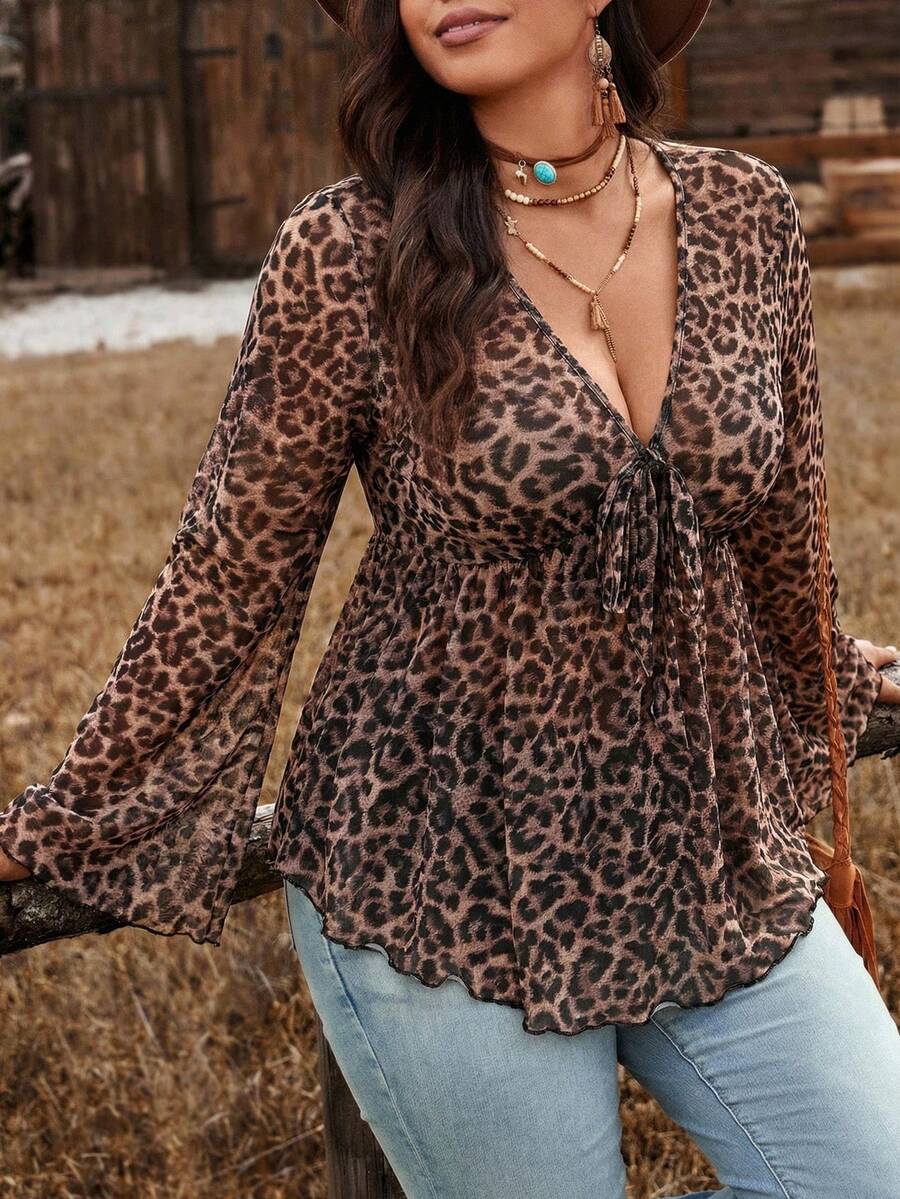 SHEIN VCAY Blusa con mangas acampanadas y estampado de leopardo para mujer de talla grande - Marrón - Ver 1