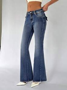 TRNVIE 女士休闲时尚街头日常通勤低腰喇叭牛仔裤 - 中等水洗藍 - 查看 1