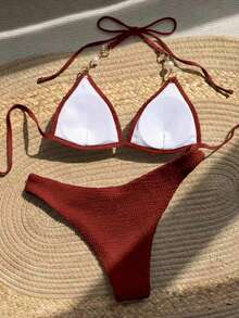 SHEIN Swim 2026新款女士泳装上市，适合上学、度假、约会、下午茶、西式、邮轮、海滩、海岛、公路旅行、四季皆宜、音乐节、波西米亚风度假、秋日休闲、西部波西米亚风等场合。优雅的女士纯色链条领口系带比基尼泳衣，纹理比基尼，纯色比基尼套装，度假比基尼套装，罗纹比基尼，细绳比基尼套装，V领比基尼。 - 紅色 - 查看 2