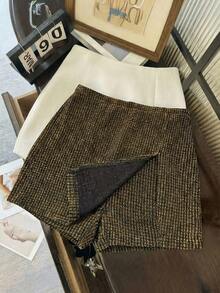 Franclia Petite Women's Elegant Sexy Slit Glittery Gold Mini Skirt, Versatile For Parties & Dates - Gold - View 3