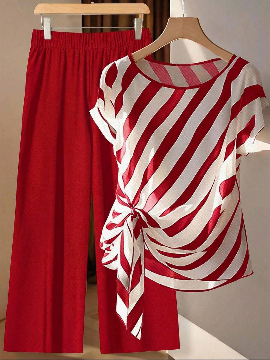 SHEIN Clasi 大码夏季休闲优雅斑马纹系带上衣和裤子两件套 - 酒紅色 - 查看 1
