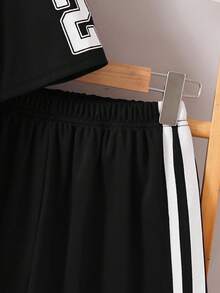 SHEIN Tween Boy Loose Fit Sports Short Sleeve Shorts Set,Kids - Black - View 5