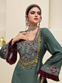 Al Najma Women's Elegant Floral Embroidered Arabic Style Dress - Green - View 4