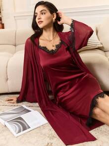 Moireta Bộ đồ ngủ hai mảnh sang trọng kiểu Pháp dành cho mùa cưới, gợi cảm, gồm váy ngủ ren viền, xẻ tà và áo choàng lưới ren cho nữ. - Màu Đỏ Sâu - Xem 6