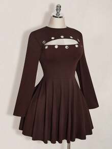 SHEIN ICON 大码女式休闲时尚街头简约纯色镂空系带连衣裙，腰部饰有金属孔眼，春秋季 - 棕色 - 查看 4