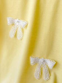 SHEIN 少女可爱3D蝴蝶结黄色T恤，休闲百搭日常穿着 - 黃色 - 查看 3