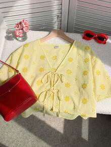 SHEIN EZwear Áo kiểu nữ cỡ lớn màu vàng mù tạt kẻ caro thêu hoa, cổ buộc dây, thích hợp cho đầu mùa thu. - Màu vàng ngỗng - Xem 3