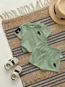 新生兒男嬰鼠尾草綠夏季休閒服裝，親子套裝純棉短袖印花襯衫與鬆緊腰短褲 2 件套套裝 - 綠色 - 查看 8