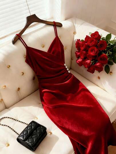 Franclia Fashionable Sexy Cross Ruffle Hem Faux Button Waist A-Line Korean Velvet Bodycon Slip Dress, Suitable For Elegant Matrons, Casual Occasions, Parties, Romantic Vacations, Dates