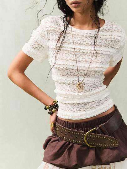 SoleilVie Damtröja med rund hals och kort ärm, enfärgad och figurnära