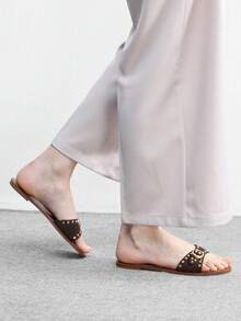 CUCCOO BIZCHIC Women's Adjustable Buckle Design Casual Fashion Flat Sandals - Coffee - View 3