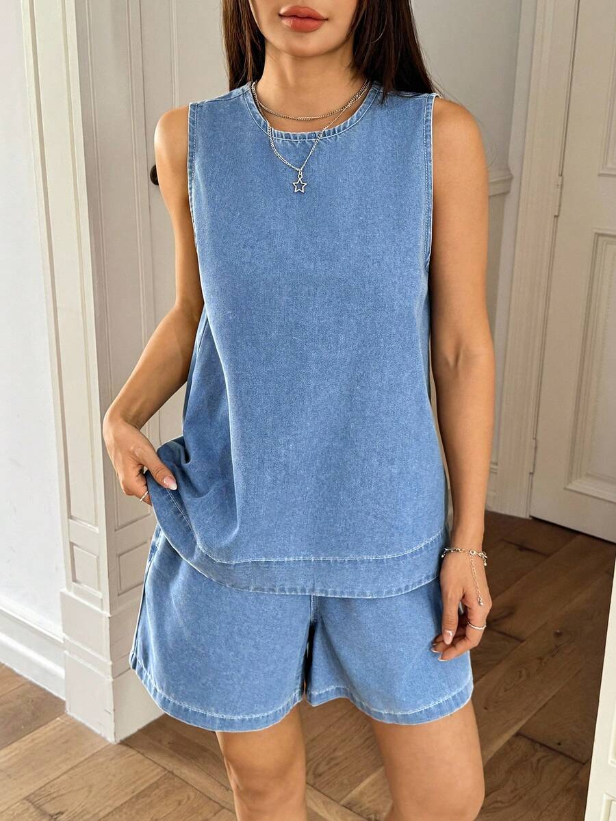 Rivivi Women's Casual Denim Sleeveless Top And Denim Shorts Set - Light Wash - View 1