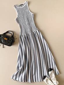 Muvela New Arrival Spring/Summer Gray & White Striped Round Neck Sleeveless Shift Dress, Suitable For Urban Commute - Multicolor - View 6