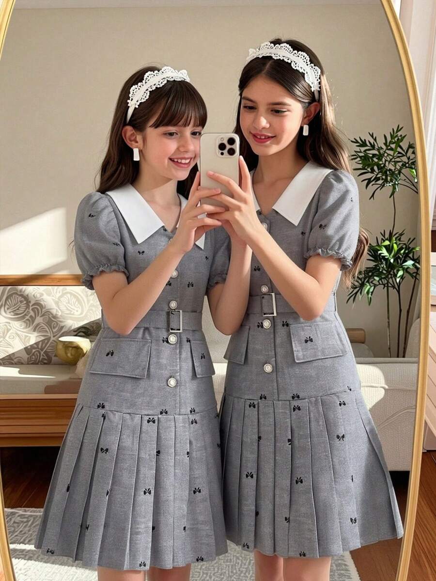 SHEIN ChillGRL 少女蝴蝶结印花连衣裙,优雅法式灰色连衣裙,翻领,泡泡袖,收腰设计,褶裥下摆,适合通勤和派对穿着,春夏款 - 灰色 - 查看 1