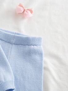 SHEIN Vintaside Kids 2件組少女淺藍色冬季仙女風休閒針織毛衣與寬腿褲套裝，可愛花朵與蝴蝶結裝飾柔軟兩件式針織套裝 - 藍色 - 查看 15