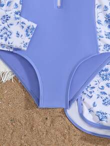 SHEIN Tween Girls Ditsy Floral Long Sleeve Bikini Set,Blue White Striped,Summer,Holiday,Pool Party,Holiday,2-Piece Rash Guard Modest Swimsuit For Teens - Blue - View 4
