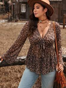 SHEIN VCAY Blusa con mangas acampanadas y estampado de leopardo para mujer de talla grande - Marrón - Ver 4
