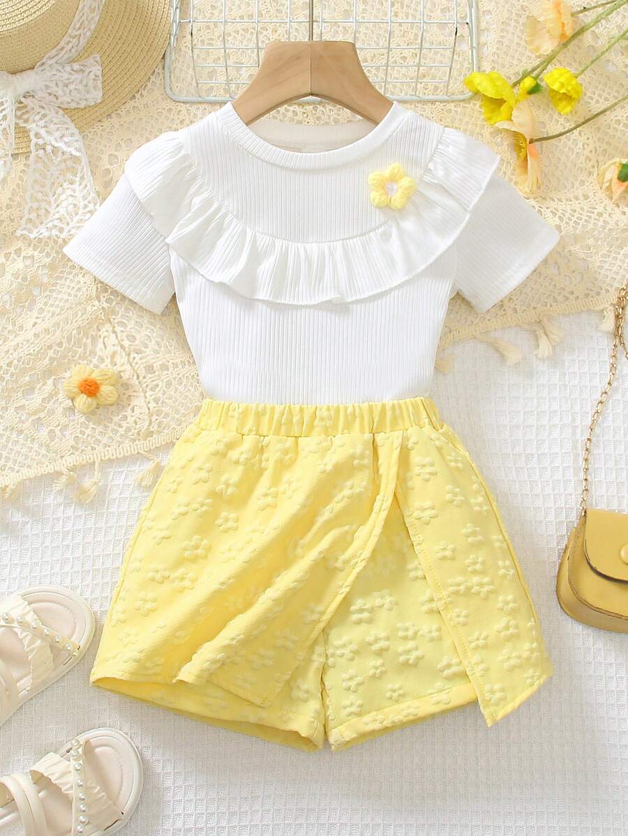 SHEIN Genkimix Kids 2pcs Young Girl Summer Refreshing Princess Style Set,White Ruffle Ribbed Short Sleeve T-Shirt&Textured Yellow Flower Slit Hem Shorts,Daily Wear Party - Yellow - View 1