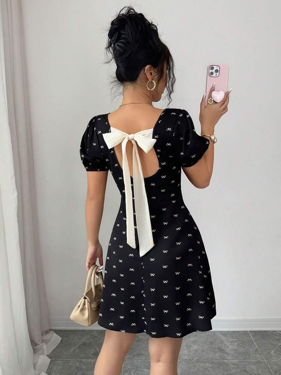 SHEIN Raffinéa 女士春夏蝴蝶印花连衣裙，女士方领泡泡袖露背蝴蝶结A字连衣裙 - 彩色 - 查看 1