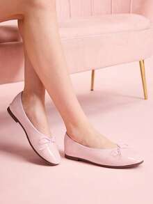 CUCCOO DOLLMOD Zapatillas de ballet rosa brillante con lazo, zapatos casuales de estilo escolar lindos y dulces para ir y venir y citas - Rosa Pálido - Ver 1