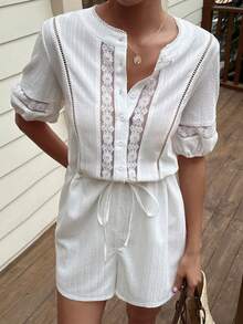 Livesso 白色蕾丝拼接上衣搭配直筒休闲短裤套装，适合音乐节、情人节、婚礼、度假、海滩等夏季场合。 - 白色 - 查看 6