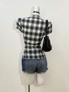 Jeanoix Y2K复古格子印花前开襟修身短袖衬衫（女款） - 彩色 - 查看 2