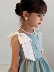 SHEIN 少女撞色拼接露背立领A字连衣裙，适合家庭度假、可爱优雅时尚的派对、生日等场合，尽显公主风范，母女姐妹装也同样适用。春夏款。 - 藍色 - 查看 6