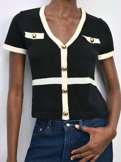 Maija Figurbetontes Strickoberteil mit V-Ausschnitt und Kontrastbesatz für Frauen